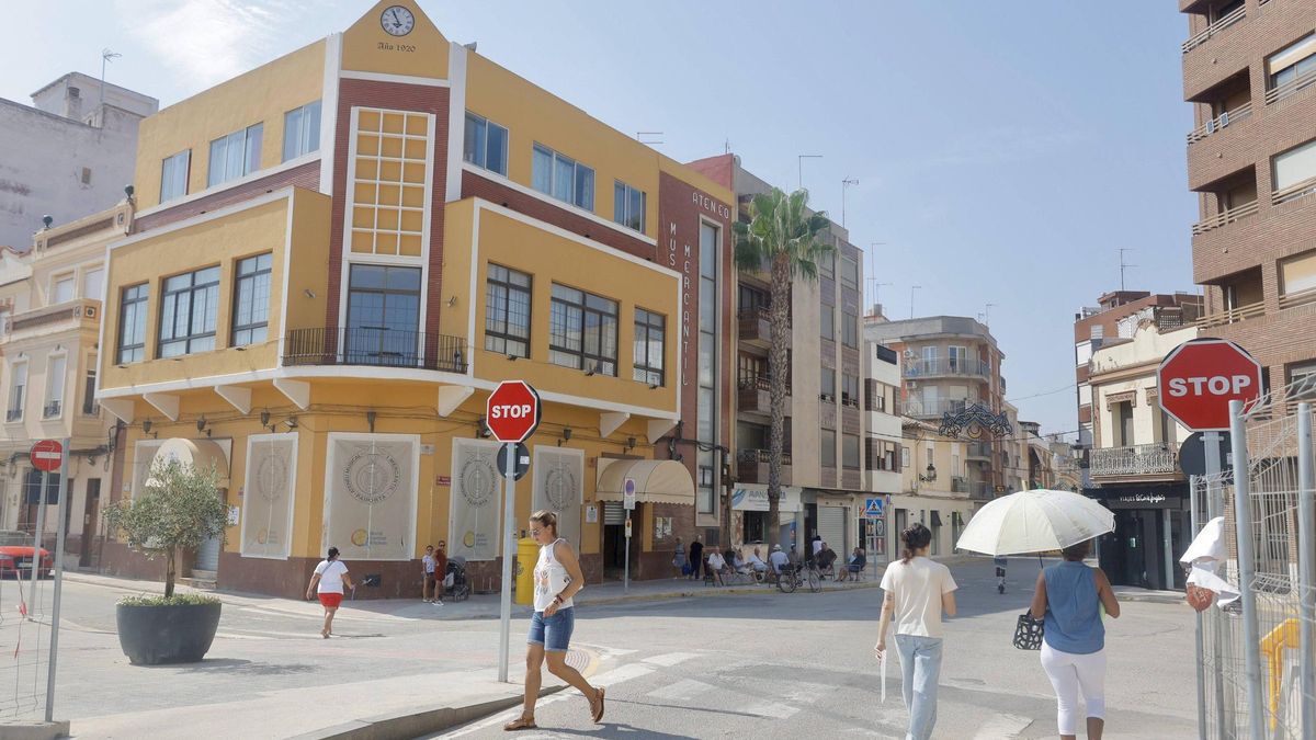 El casino de Paiporta: De José Antonio y Franco a símbolo de unión frente a la dana