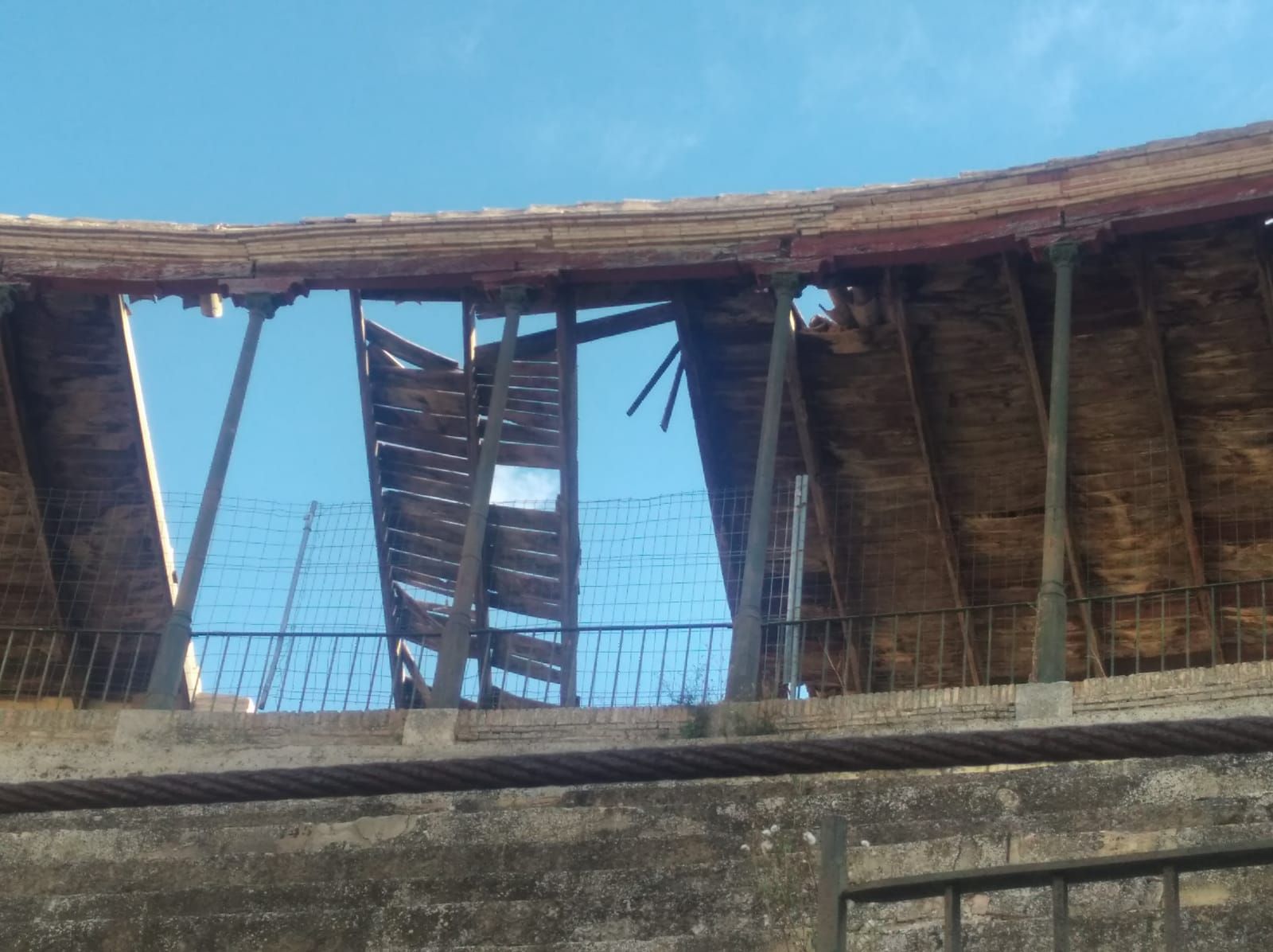 La plaza de toros de Utiel, en ruinas