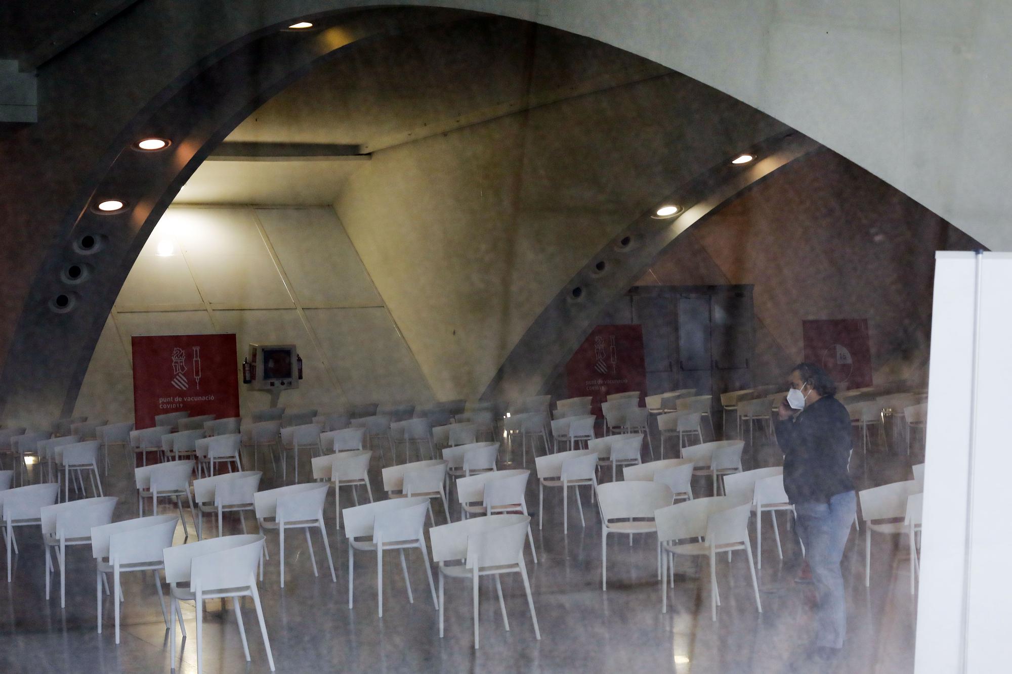 Todo listo en el macro punto de vacunación de la Ciudad de las Artes