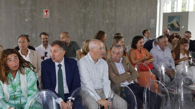 Público asistente a la jornada en el pabellón de Caja Rural de Asturias. | MARCOS LEÓN