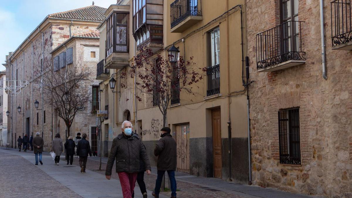 Rúa de los Francos, eje principal del Casco Histórico.