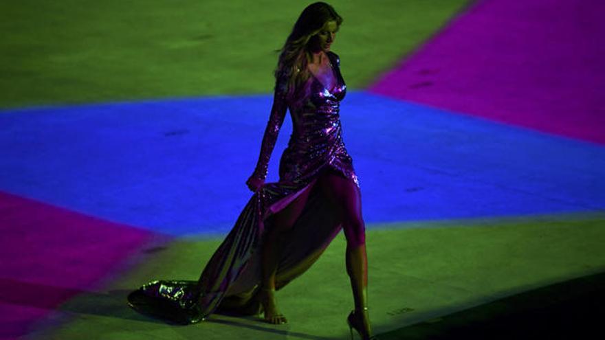 Gisele Bündchen desfila en Río 2016