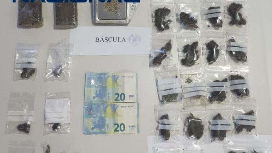 La Policía desarticula un punto de venta de drogas en el centro de Cáceres