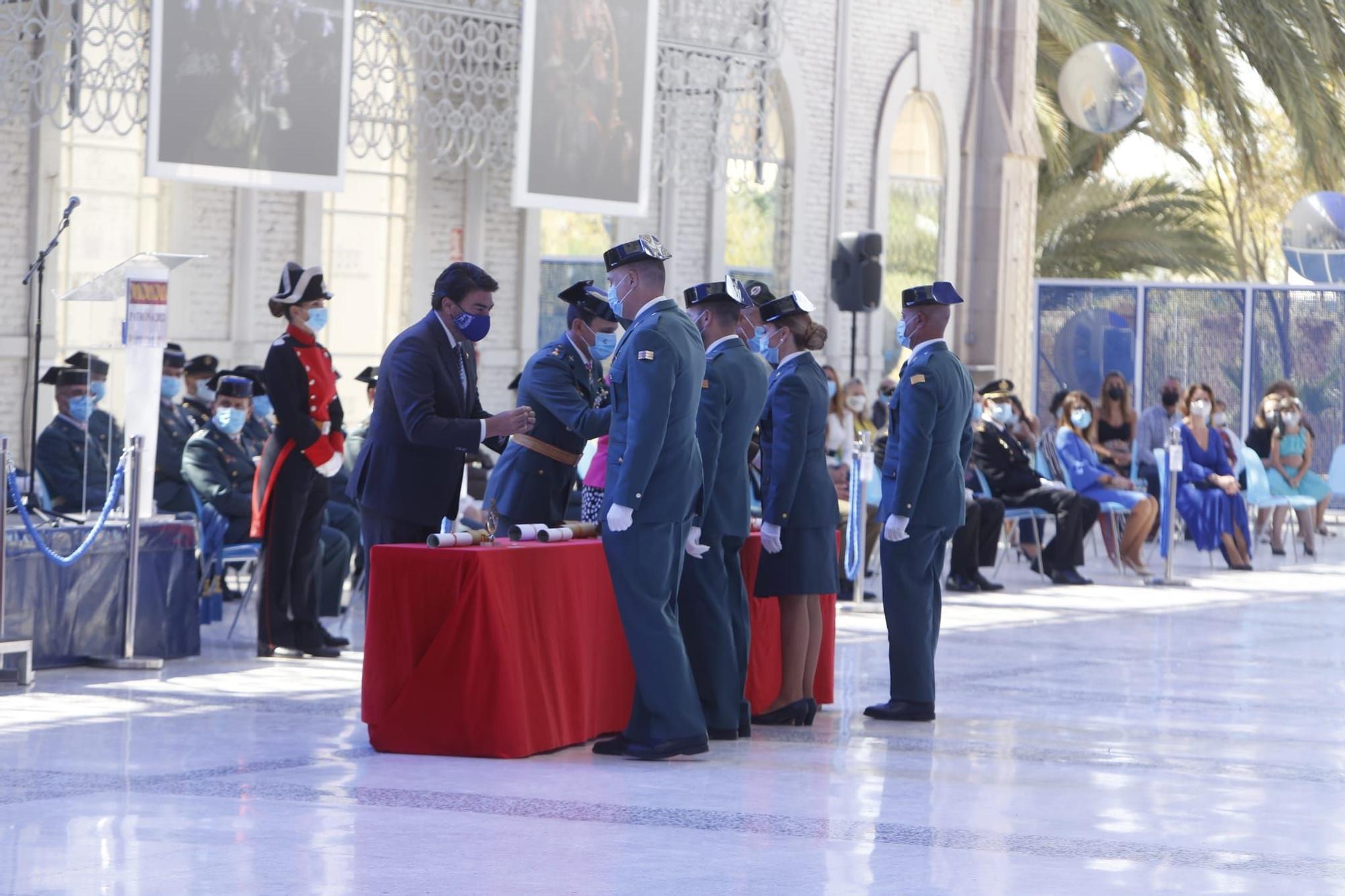 Alicante rinde homenaje a la patrona de la Guardia Civil