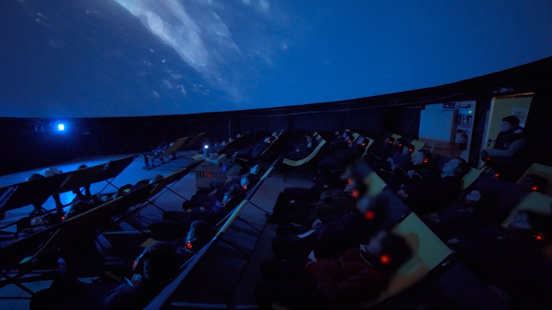 Prepárate para embarcarte en un viaje cósmico con Planetarium Go.
