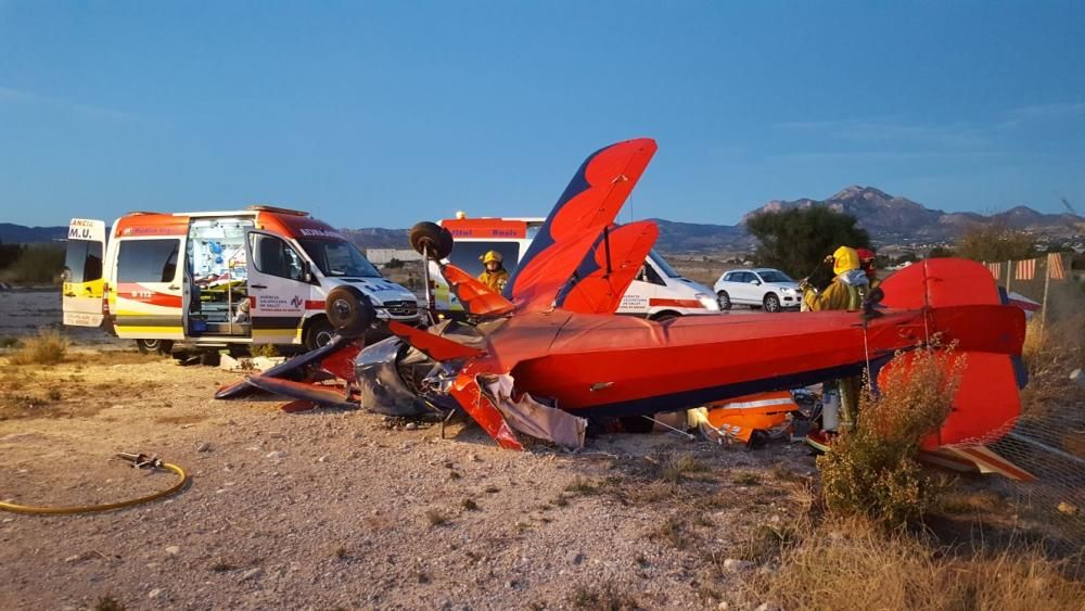 Un ultraligero colisiona contra un helicóptero en el aeródromo de Mutxamel.