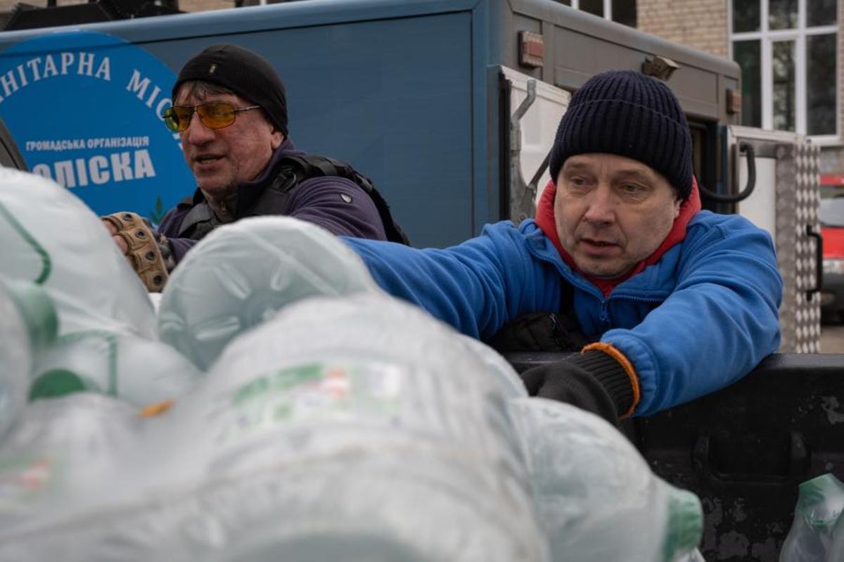 Un dron ruso impacta contra un coche de una misión humanita durante un intento de evacuación de civiles en Donetsk
