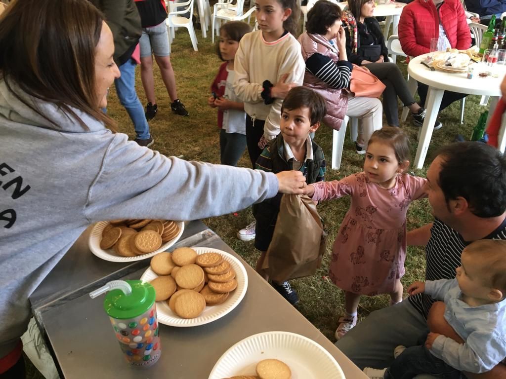 Meres (Siero) celebra a la Virgen de la Cabeza