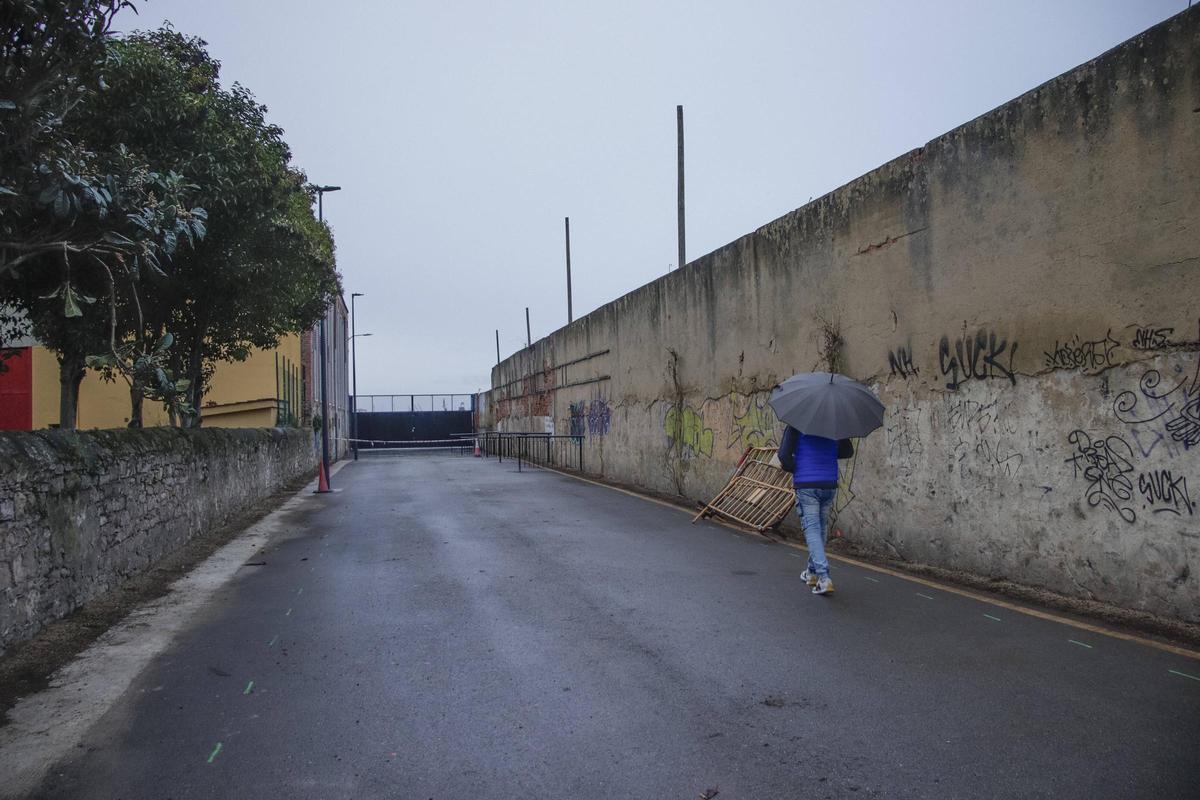 Así avanzan los trabajos para la recuperación de los terrenos de Naval Gijón (en imágenes)