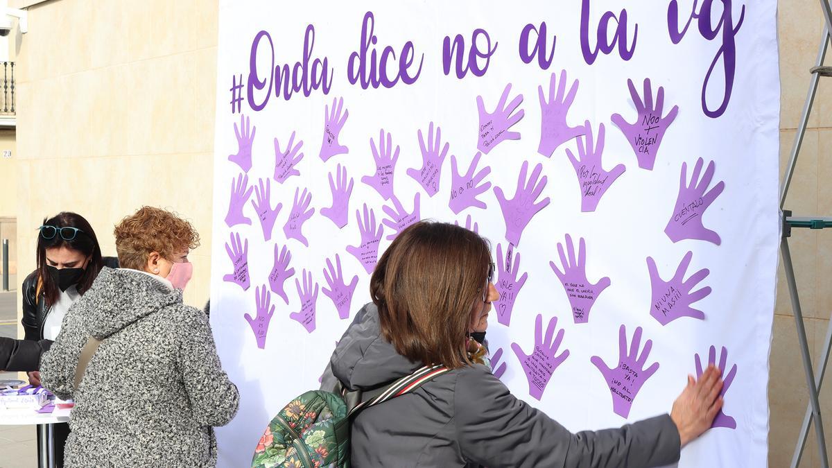 Imagen del mural que ha instalado el Ayuntamiento de Onda.