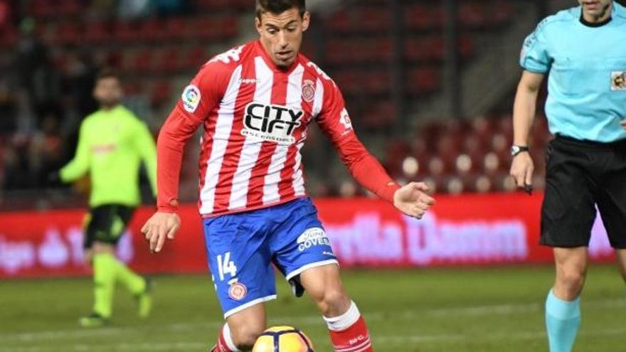 Rubén Alcaraz en un partit de la temporada passada