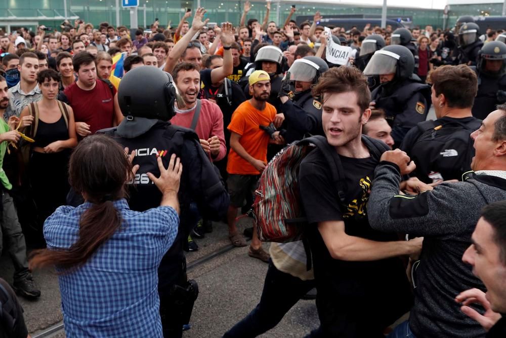 Tensión en El Prat tras la sentencia del ''procés''