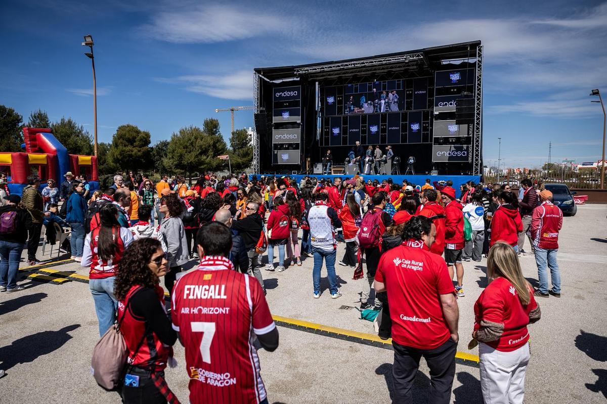 EN IMÁGENES | La Marea Roja calienta motores en Tarragona antes de las semifinales