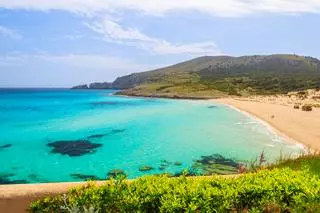 La playa más bonita para visitar este verano es un arenal de 300 metros en Mallorca