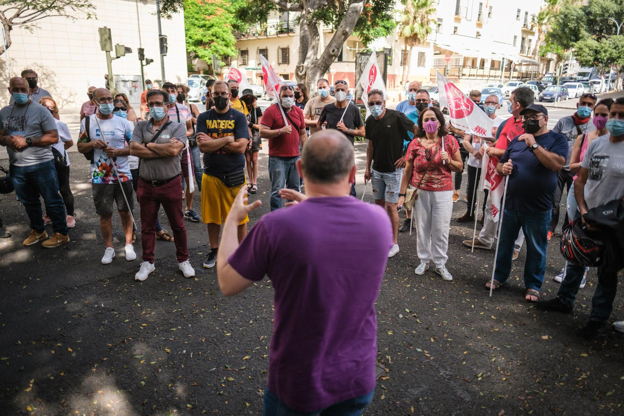 Concentración de trabajadores de JSP en Tenerife