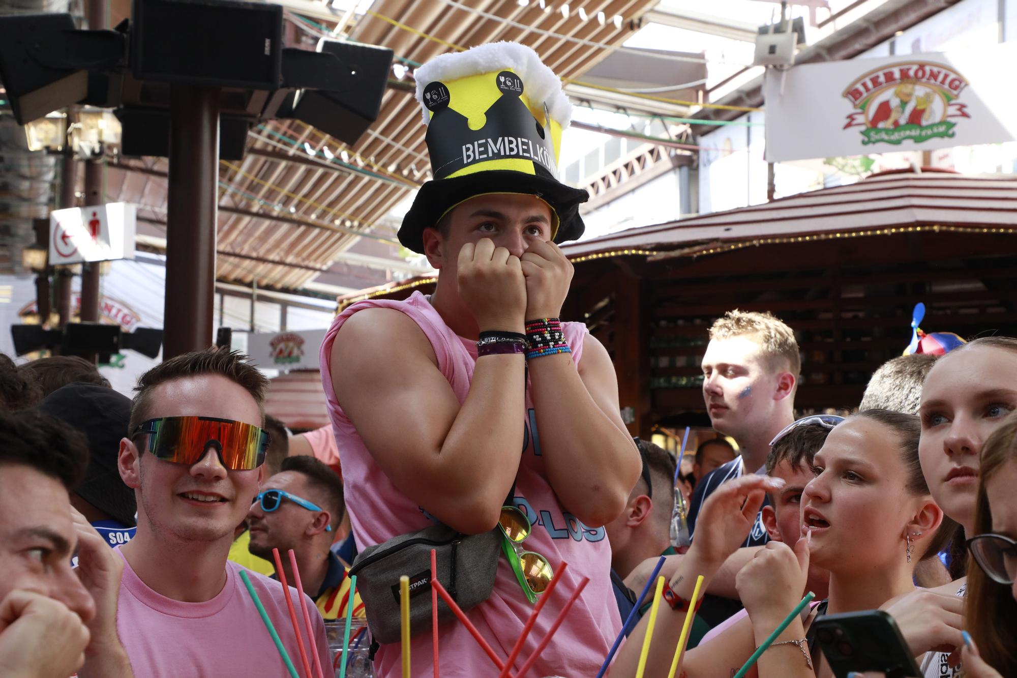 Herzkasper am Ballermann: So erlebten die Fans das Bundesliga-Finale im Bierkönig auf Mallorca