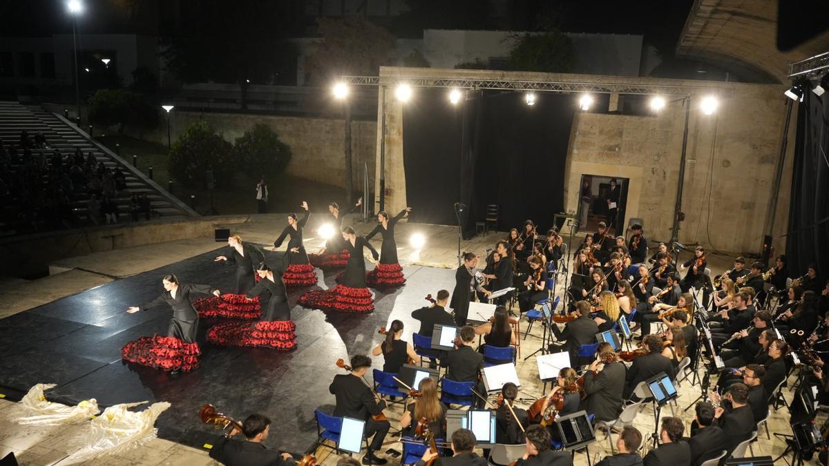 Espectáculo homenaje e Manuel de Falla en el teatro griego de Rabanales.