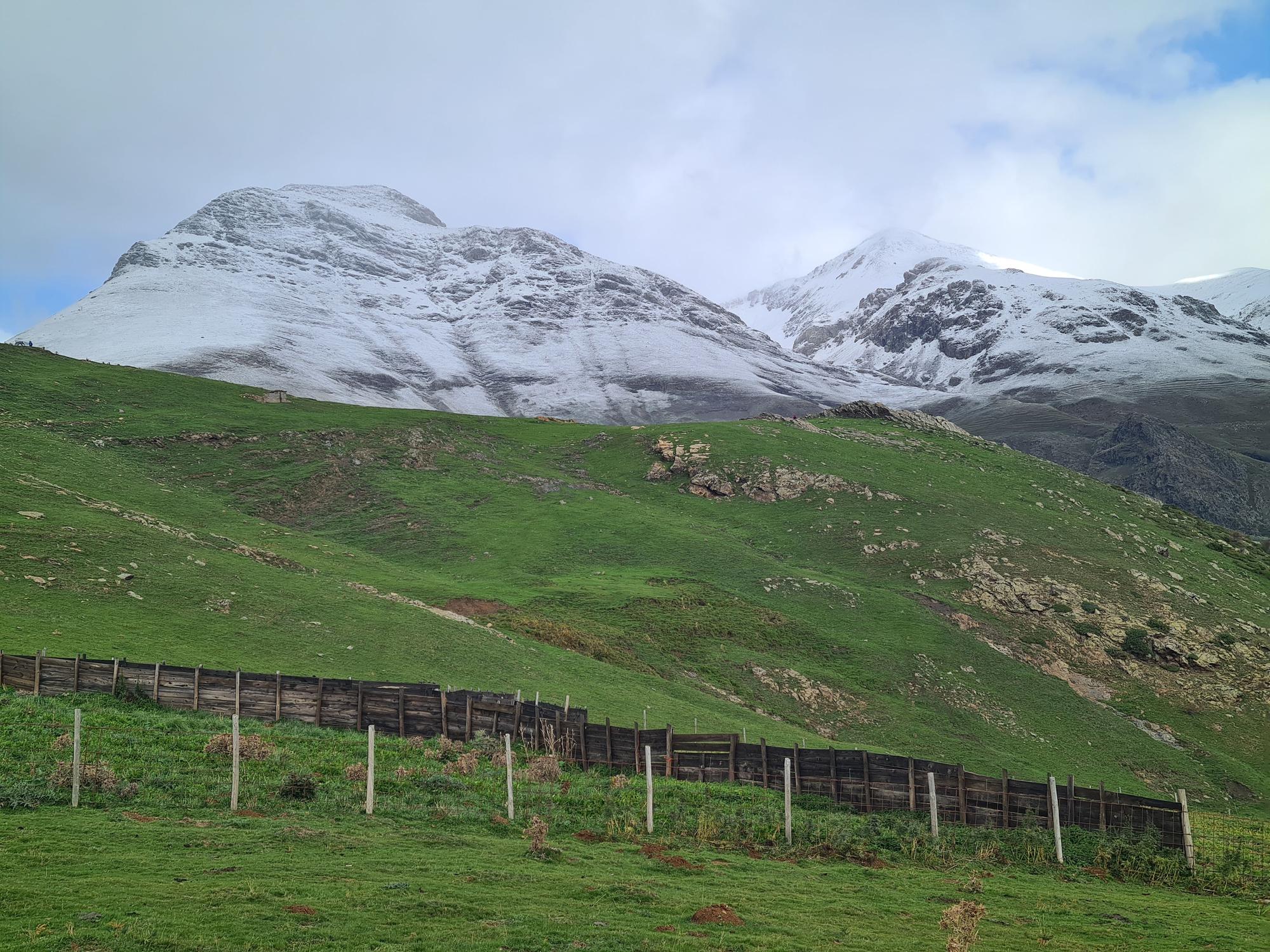 La primera nevada de la temporada a la Cerdanya