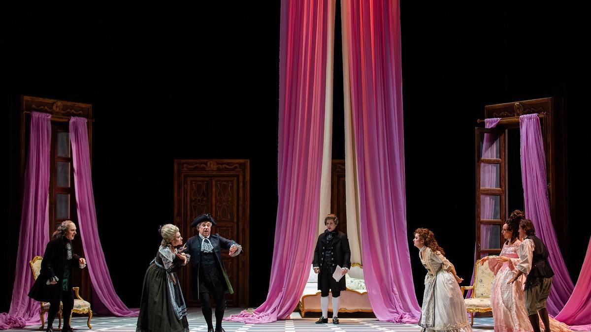 La obra &#039;Le nozze di Figaro&#039; llega a Málaga en una producción del Teatro Nuovo Giovanni de Udine.