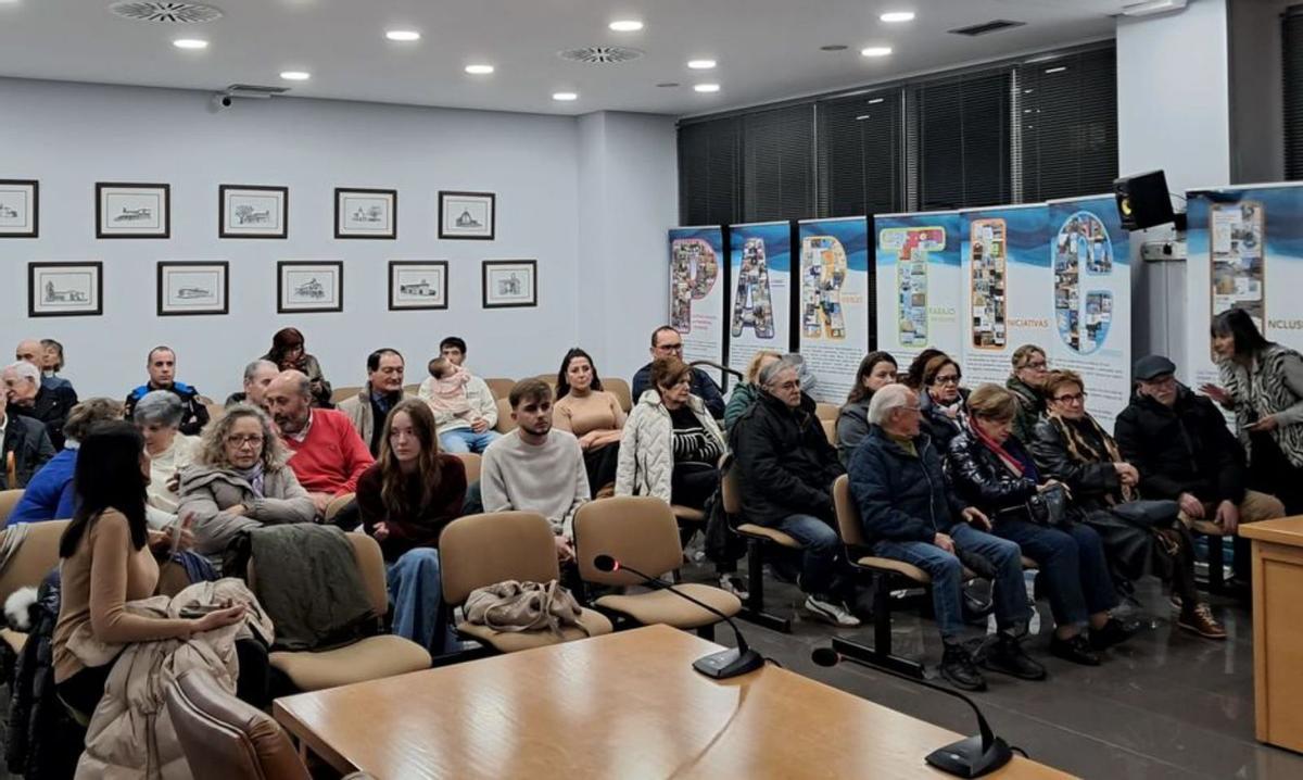 Altruistas líderes vecinales y por el sector público