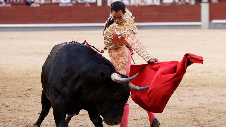 Fortes da un recital de pureza y de auténtico valor con una mansada de Araúz de Robles