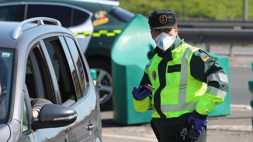 Un control de la Guardia Civil en Valencia.