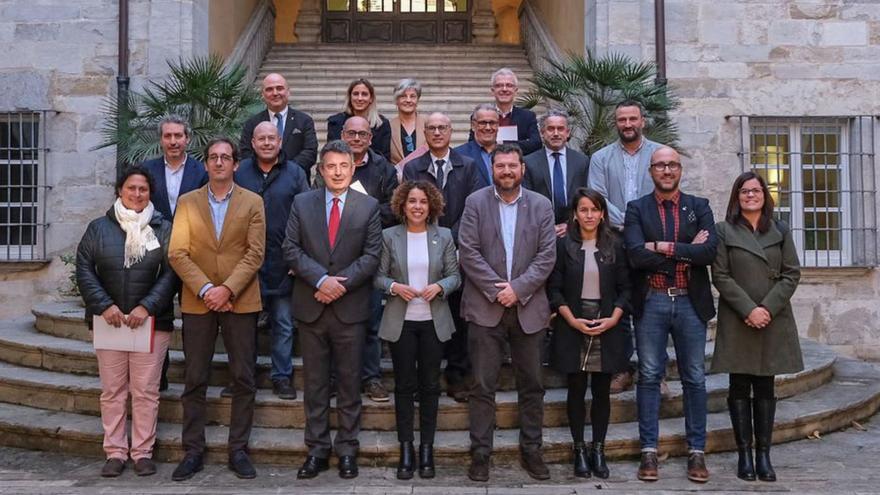 Alguns dels participants en la reunió d’ahir a Girona | DDG