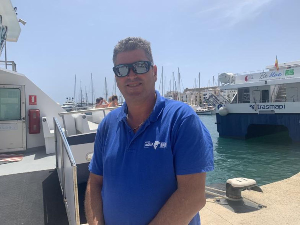 Antonio Mateo Vizcaino, trabajador de Aquabús. | C. TORRES
