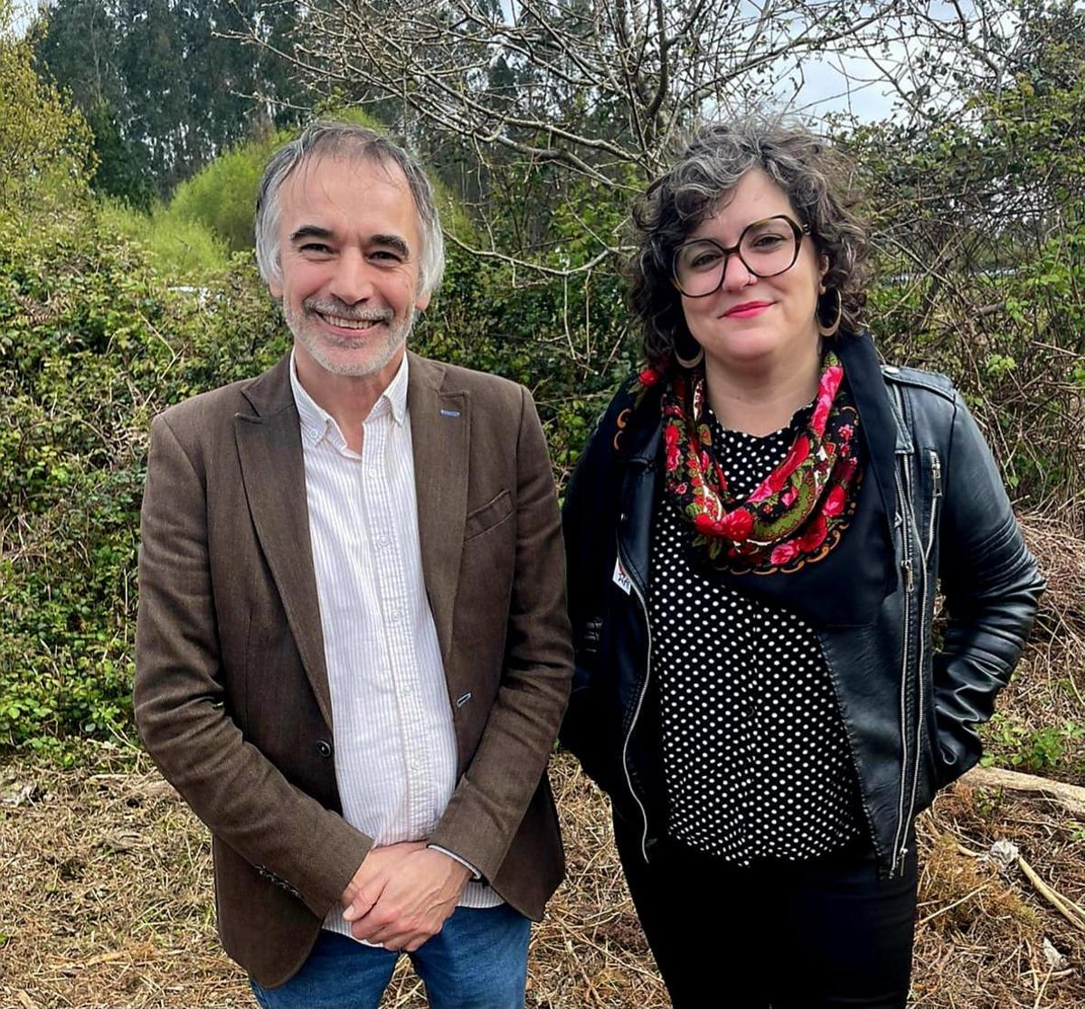 Cristina Vázquez del Prisco e Benxamín Queiro, voceiros do BNG en Laxe e Vimianzo.