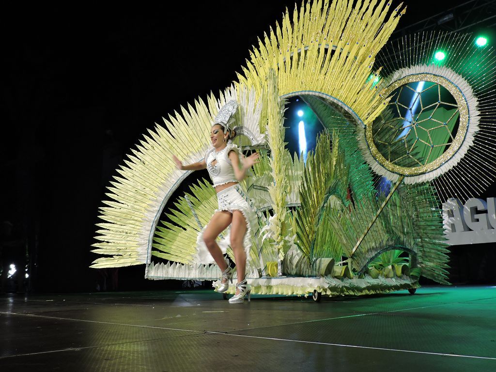 Gala Trajes de Papel del Carnaval de Águilas