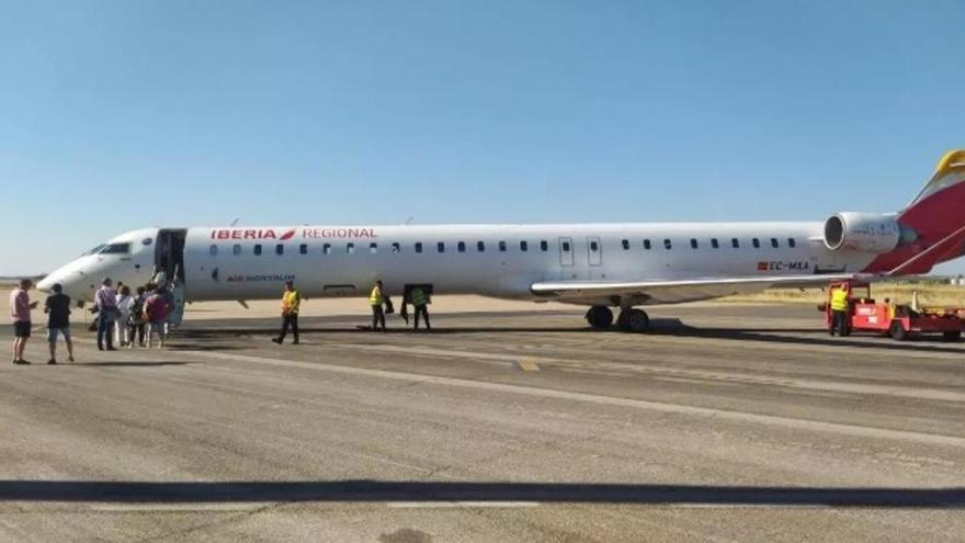 El aeródromo de Cáceres también mira a la nueva economía que