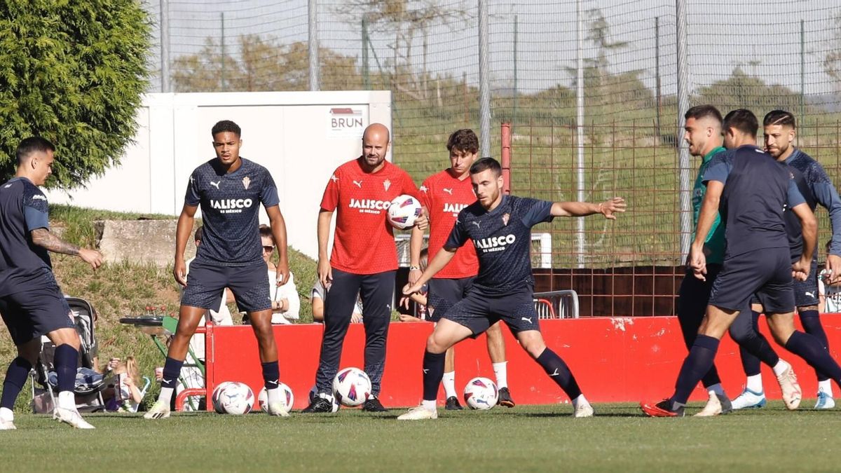 Roque Mesa, Varane, Ramírez, Pablo Caso, Campuzano, Yáñez, Cali y Zarfino.