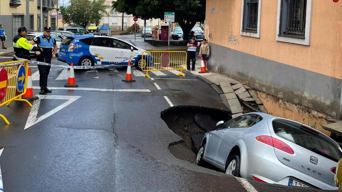 Fuertes lluvias en Tenerife tras la llegada de una DANA