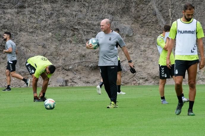 Entrenamiento de la UD Las Palmas (26/08/18)