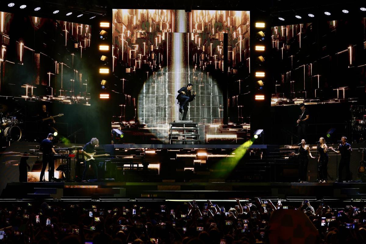 Chayanne hace vibrar al público del Córdoba Live con un espectáculo lleno de éxitos
