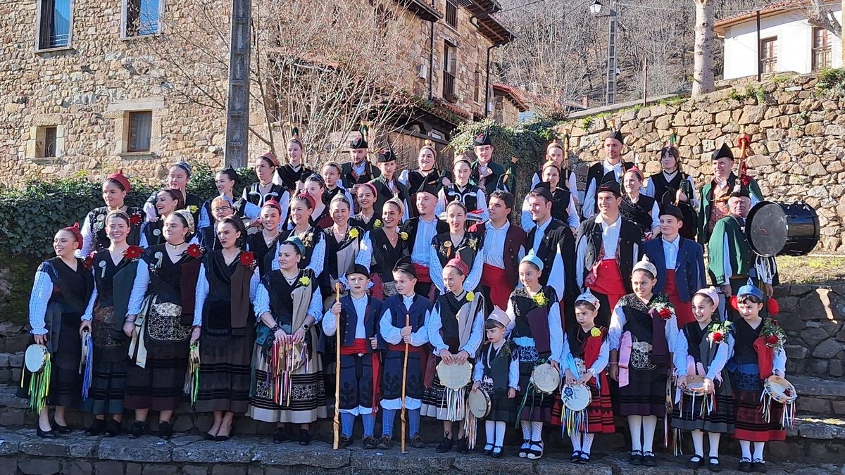 Fiesta de San Antón en Inguanzo (Cabrales)