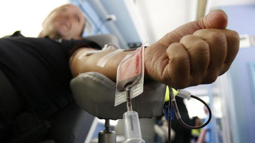 Piden donaciones urgentes de sangre.