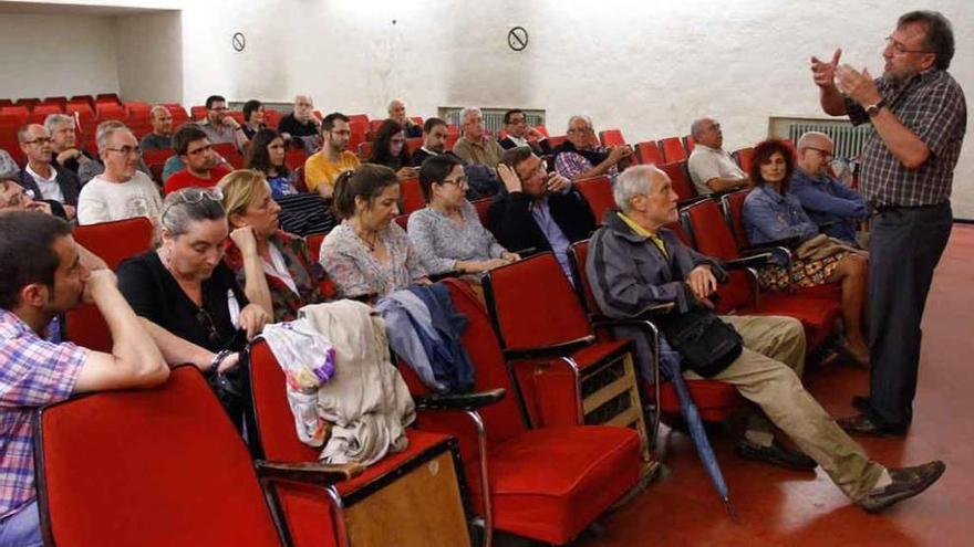 Una asamblea ciudadana pide &quot;compromiso de cambio&quot; a las fuerzas de izquierda en Zamora