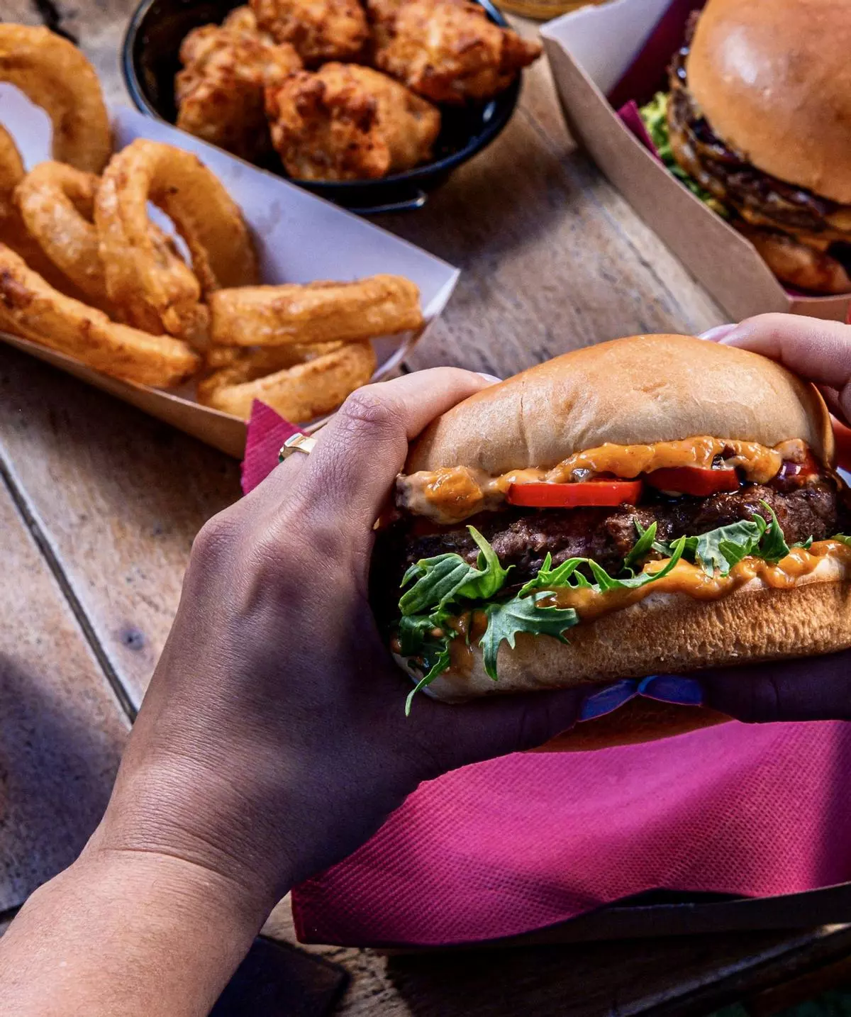 Eddy’s Street Food: Siete años de pasión por las hamburguesas en Guardamar del Segura
