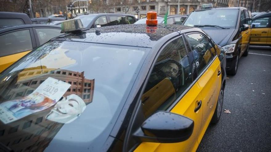 Detenidos en Barcelona cuatro chicos por ocho robos a taxistas