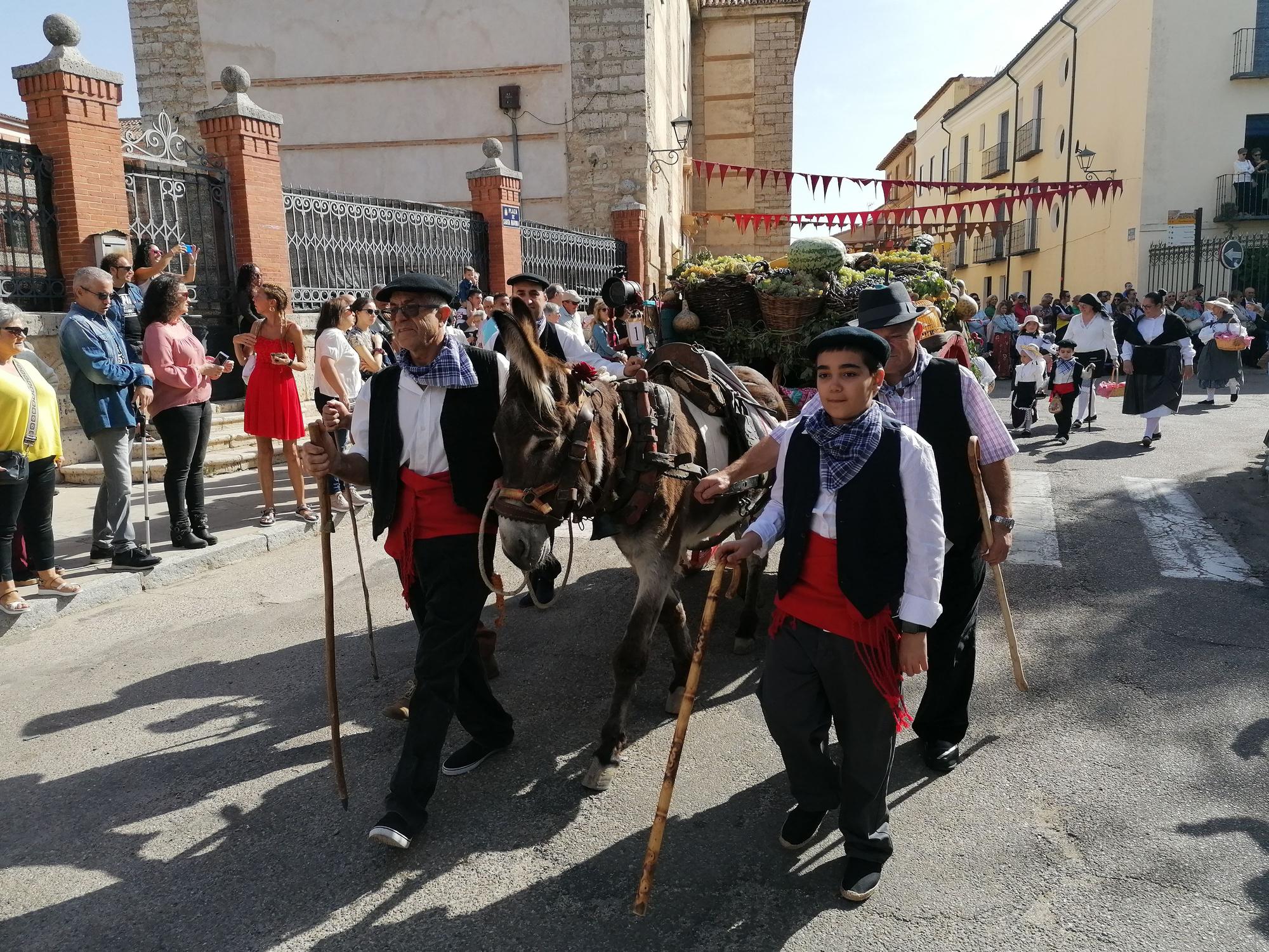 Toro revive el desfile de carros de Vendimia