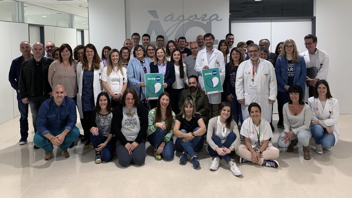 El Parc Sanitari Sant Joan de Déu ha simbolizado su adhesión a la campaña 'Nursing Now' con un acto celebrado este martes