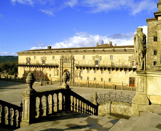 La ubicación del parador de Santiago de Compostela le convierte en el más codiciado de España.