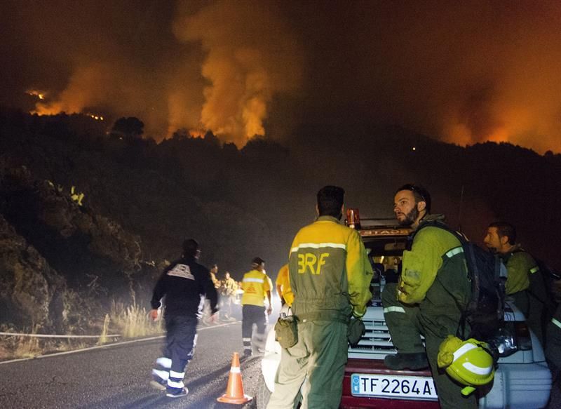 Incendio forestal en la zona de Montaña de Jedey