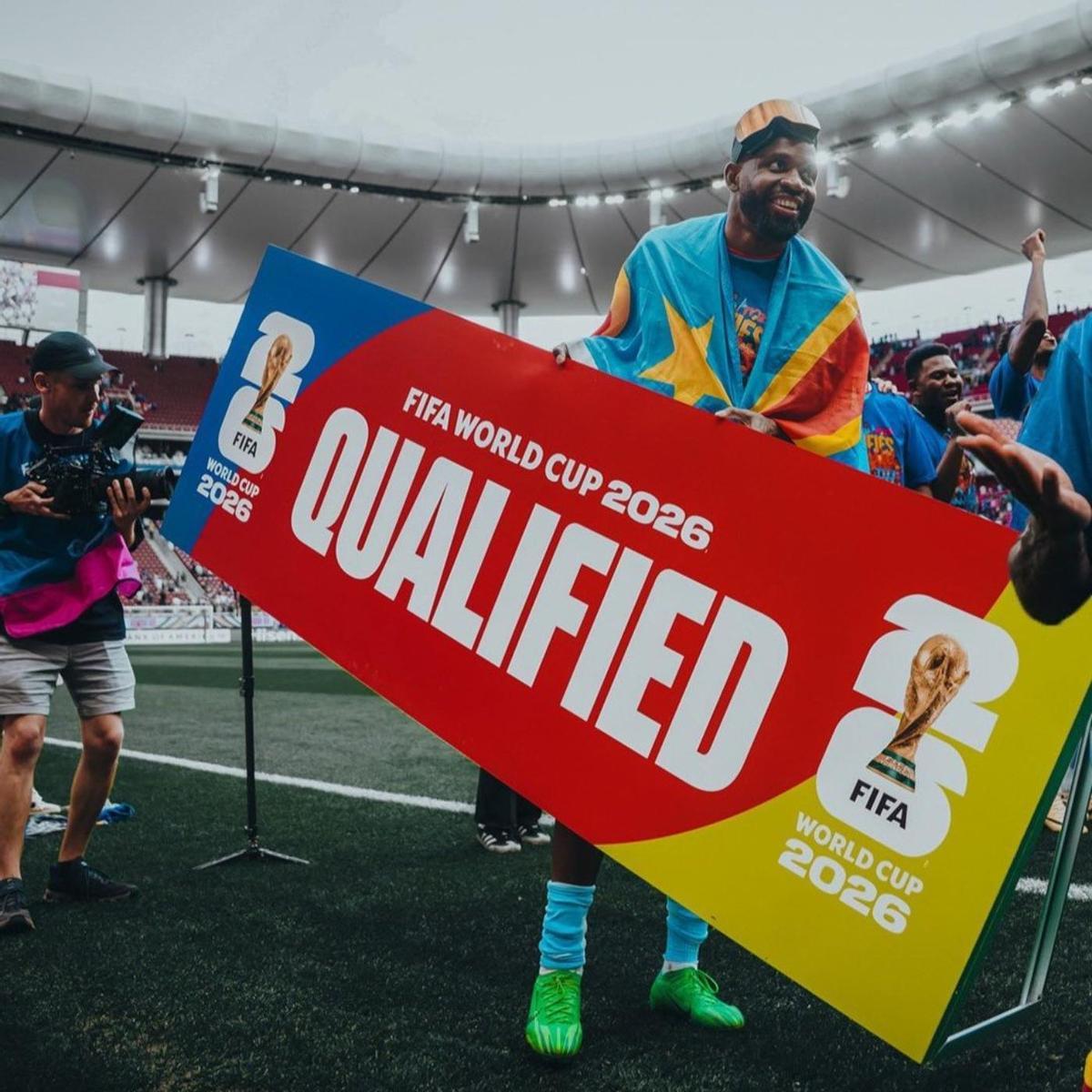 Cédric Bakambu celebra con RD Congo el pase al Mundial 2026