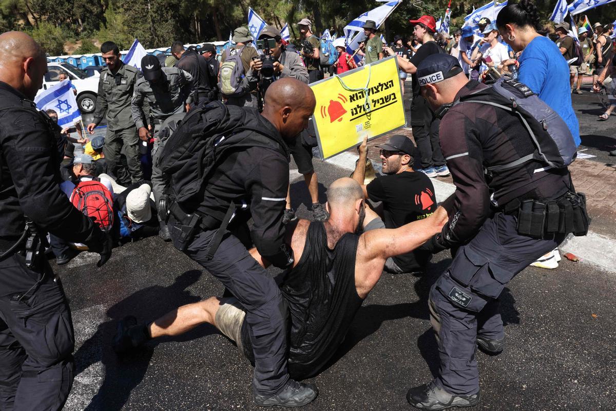 Las protestas masivas continúan en Israel por la reforma judicial