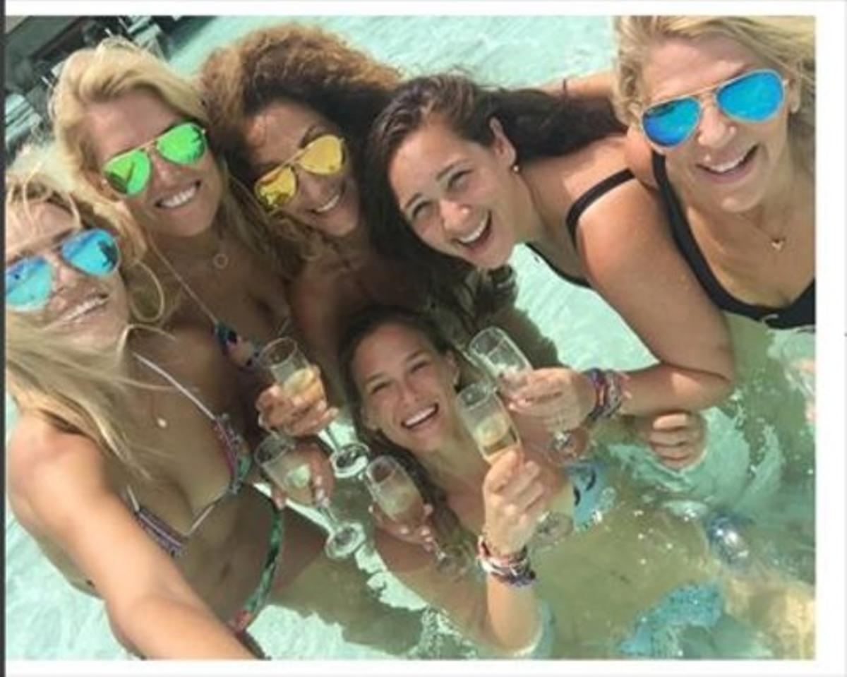 Bar Refaeli acomiada la solteria a les Maldives_MEDIA_1