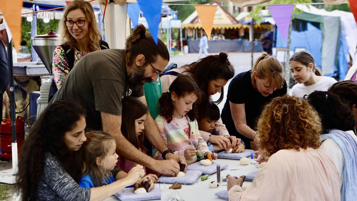 El inicio del Xixón Folk, en imágenes