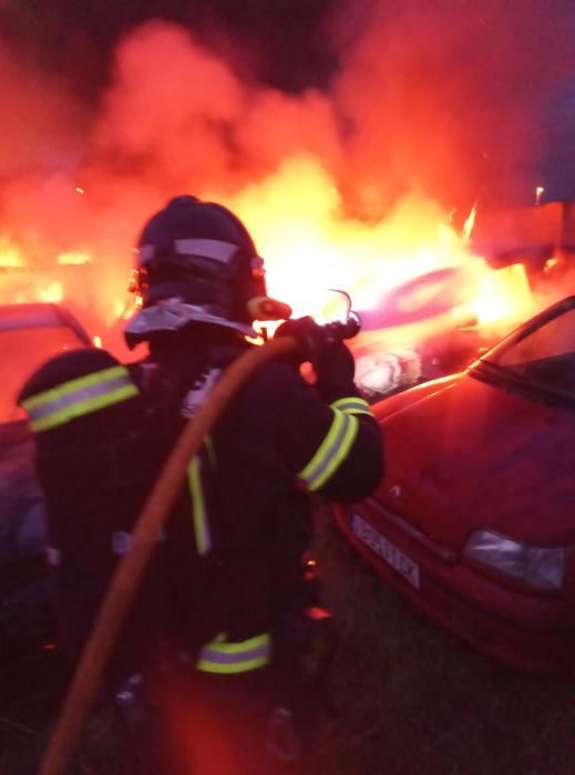 Incendio en el depósito de la Policía Local de Sant Josep