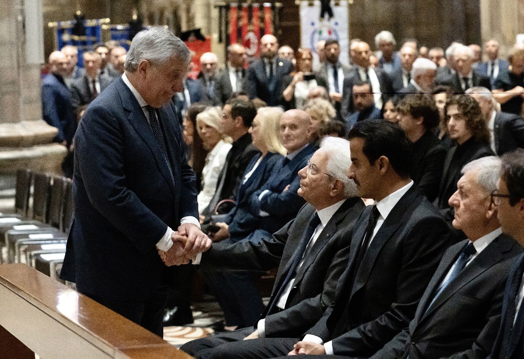 Itàlia homenatja Berlusconi amb un simbòlic funeral d'Estat que congrega a milers de persones